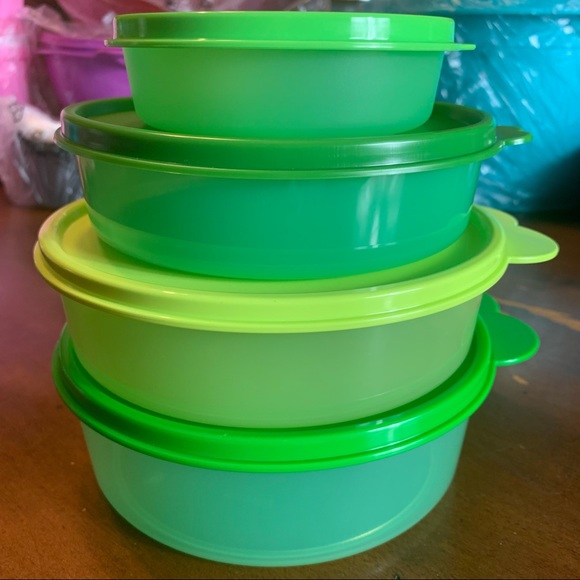 Tupperware Round Fridge Containers - Picture 4 of 5